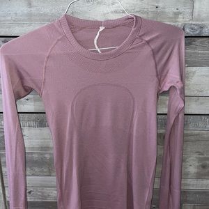 Lulu Lemon Swiftly Tech Long sleeve